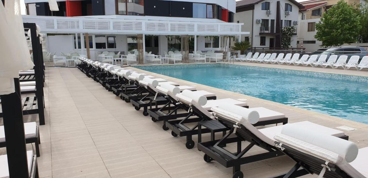 Unique Residence Apartament Năvodari Eksteriør billede